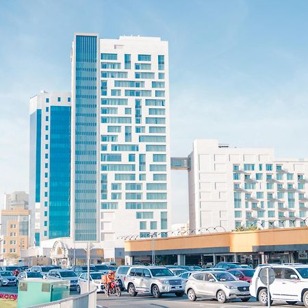 Abesq Doha Hotel And Residences, An Ihg Hotel Exterior foto Al-Emarat Hospital