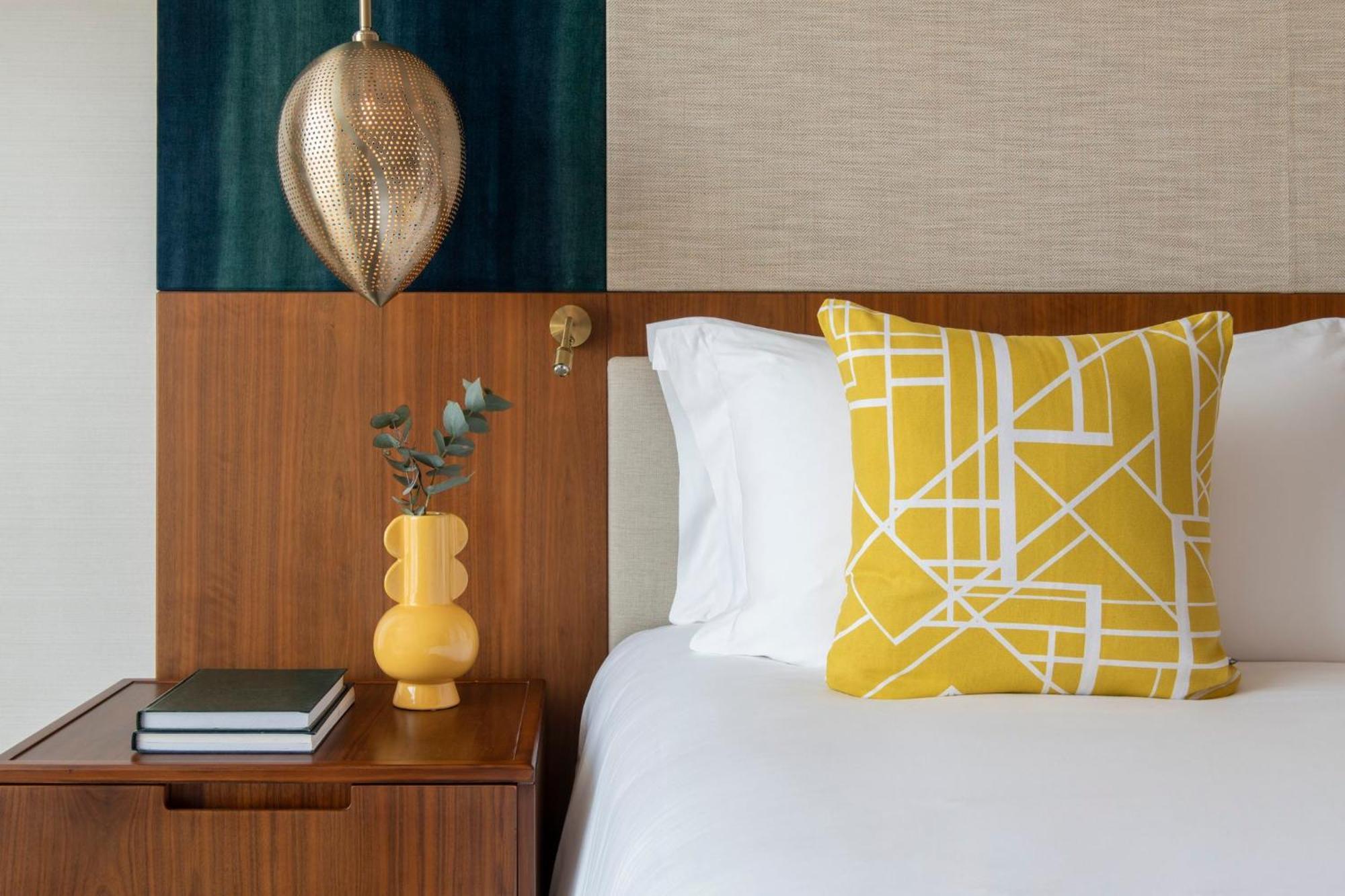 Abesq Doha Hotel And Residences, An Ihg Hotel Exterior foto A bedroom at the Standard East Village